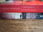Tamara McKinley: 2 titels, Boeken, Romans, Ophalen of Verzenden, Zo goed als nieuw