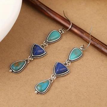 Oorbellen met lapis lazuli, turquoise natuursteen en jaspis  beschikbaar voor biedingen