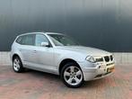 BMW X3 2.0i Introduction * Navi * Cruise * Trekhaak * Xenon, Zwart, 4 cilinders, 150 pk, Bedrijf