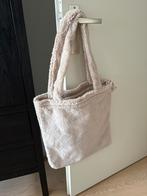 Leuke fluffy handtas te koop, Sieraden, Tassen en Uiterlijk, Tassen | Damestassen, Ophalen, Nieuw, Overige kleuren, Handtas
