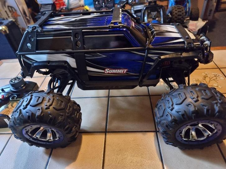 Traxxas Summit, Hobby en Vrije tijd, Modelbouw | Radiografisch | Auto's, Zo goed als nieuw, Onderdeel, Overige schalen, Ophalen