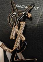 Prachtige stijlvolle zwart/gouden YSL broche, luxe cadeauset, Zwart, Minder dan 4 cm, Nieuw, Ophalen of Verzenden