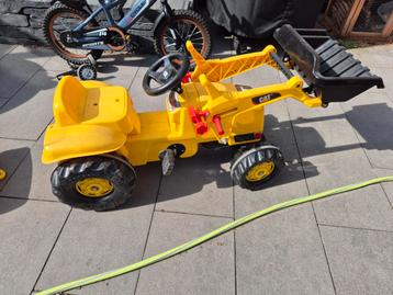 Rolly Toys Cat Junior Tractor beschikbaar voor biedingen