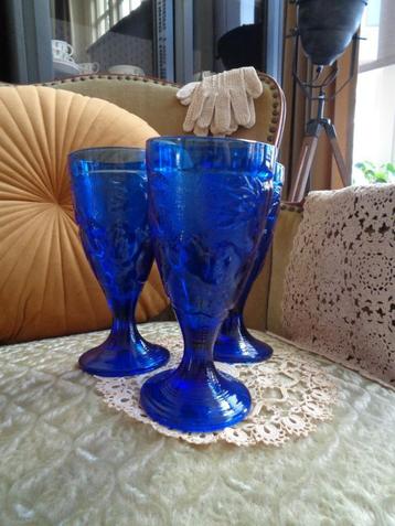 3 Vintage Kobalt Blauwe Glazen met Fruitmotief ** Mimosa **
