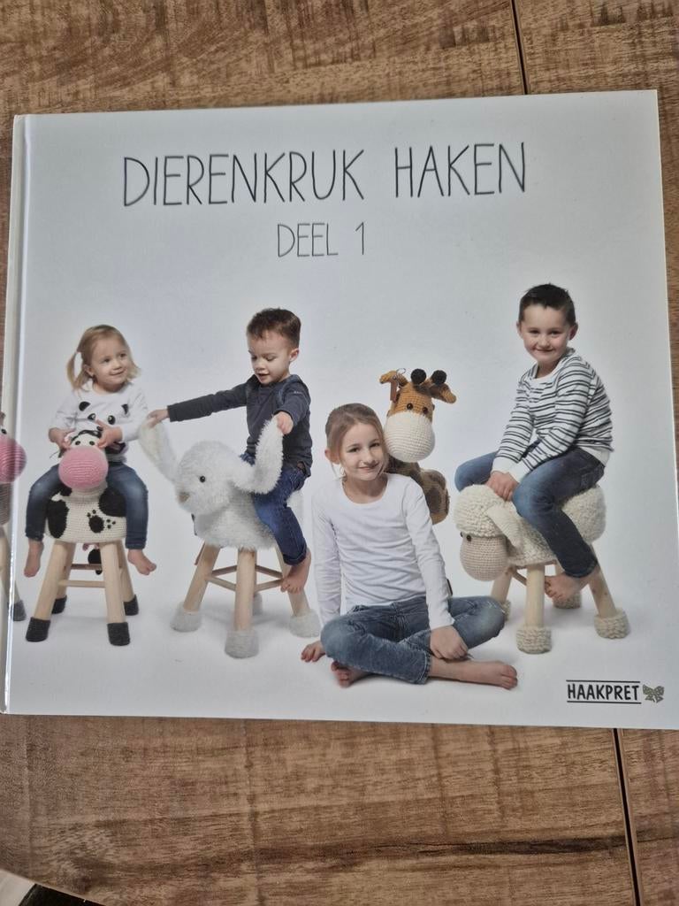 Dierkrukken deel 1, Ophalen of Verzenden, Haken, Patroon of Boek