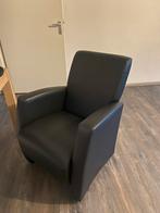 Zwarte fauteuil in nette staat, Huis en Inrichting, Fauteuils, Ophalen, Minder dan 50 cm, Minder dan 75 cm, Leer