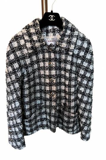 Chanel Tweed Jasje 23C - Maat 36 beschikbaar voor biedingen