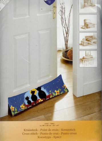 Cado vervaco borduurpakket tochtkussen poezen in de nacht beschikbaar voor biedingen