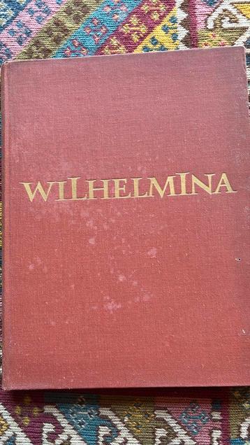 Wilhelmina - een levensgeschiedenis in  foto’s 1948 beschikbaar voor biedingen