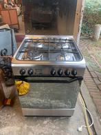 Fornuis mooie rvs Indesit gasfornuis met heteluchtoven, Witgoed en Apparatuur, Fornuizen, Zo goed als nieuw, Gas, Vrijstaand, 85 tot 90 cm