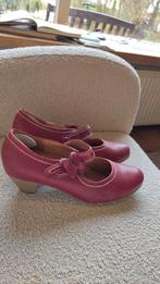 Gabor rode hakken maat 5.5 - Vintage Stijl maat 39, Kleding | Dames, Schoenen, Pumps, Gabor, Ophalen of Verzenden, Zo goed als nieuw