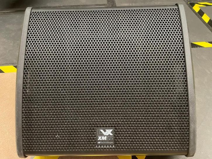 dB Technologies LVX-XM12 Monitor (incl. originele hoes), Muziek en Instrumenten, Versterkers | Keyboard, Monitor en PA, Zo goed als nieuw