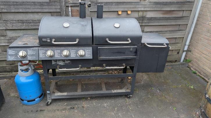 Combinatie BBQ - Gas, Kolen en firebox, Tuin en Terras, Barbecue-accessoires, Gebruikt, Ophalen