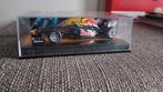 Minichamps Sebastian Vettel Singha showcar 2010 limited 1:43, Ophalen of Verzenden, MiniChamps, Zo goed als nieuw, Auto