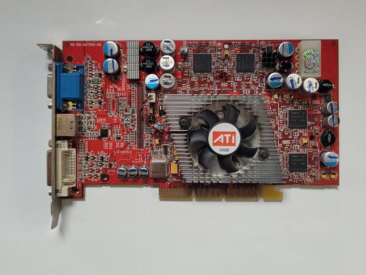 ATI Radeon 9800 Pro 128MB AGP Videokaart – Ongetest, Computers en Software, Overige Computers en Software, Gebruikt, Ophalen of Verzenden