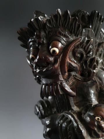 Zeldzame Balinese Rangda bali Indonesie been  beschikbaar voor biedingen