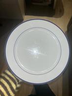 GEZOCHT! Wit dinerbord met donkerblauwe rand van HEMA, Ophalen of Verzenden, Zo goed als nieuw, Bord(en), Overige stijlen
