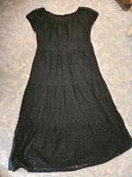 Zwarte, lange, kanten, feestjurk mt 44, Kleding | Dames, Jurken, Zwart, Maat 42/44 (L), Ophalen of Verzenden, Zo goed als nieuw