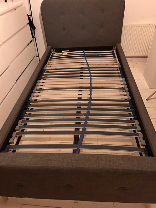 Prachtig antracietgrijs gestoffeerd bed 100x200, Huis en Inrichting, Slaapkamer | Bedden, Zo goed als nieuw, Twijfelaar, 100 cm