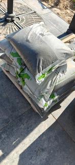 Basalt split, Ophalen, Nieuw, Voegzand