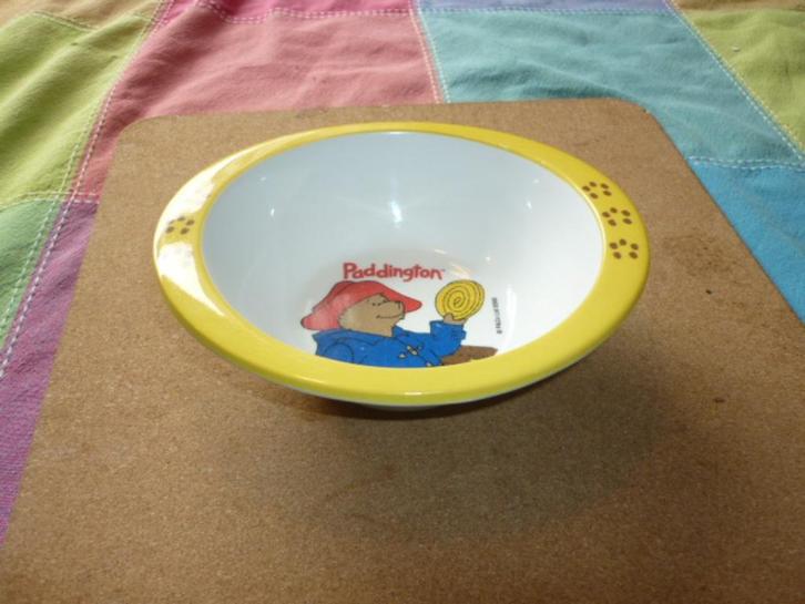 Papbordje met Beertje Paddington in zeer goede staat, Huis en Inrichting, Keuken | Servies, Zo goed als nieuw, Bord(en), Overige stijlen