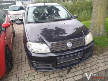 fiat punto 2004 in onderdelen  beschikbaar voor biedingen