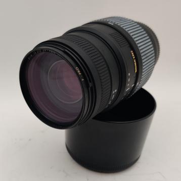 Sigma 70-300mm f/4-5.6 DG OS Telezoomlens nu voor €79.99 beschikbaar voor biedingen