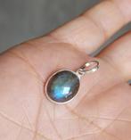 925 zilveren hanger met natuurlijke Labradoriet steen, Sieraden, Tassen en Uiterlijk, Kettinghangers, O.T., Blauw, Ophalen of Verzenden