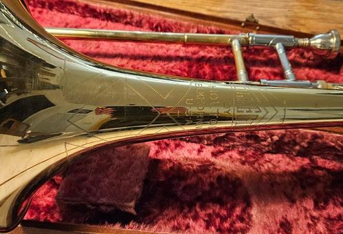 Holton collegiate 512 trombone uit 1910, Muziek en Instrumenten, Blaasinstrumenten | Trombones, Zo goed als nieuw, Ophalen