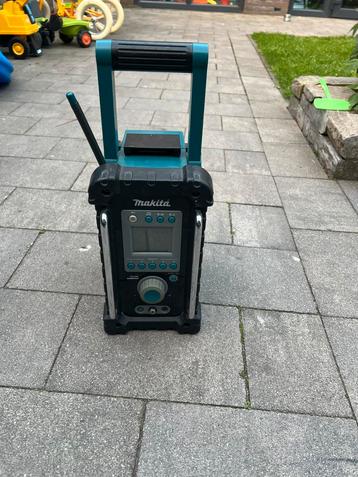 Makita bouwradio  beschikbaar voor biedingen