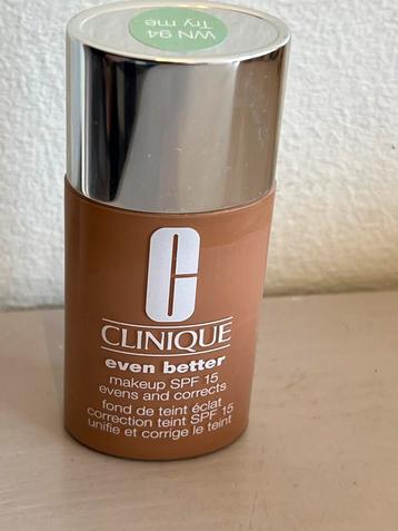 Clinique Even Better Make Up  SPF kleur: WN 94 deep neutral beschikbaar voor biedingen