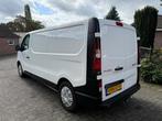 Renault Trafic 2.0 dCi 120pk T29 L2H1 Comfort navi airco cru, Voorwielaandrijving, Gebruikt, Euro 6, 2000 kg