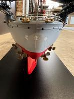 Groot IJN Yamato battleship model in vitrine, 140cm!, Marine, Ophalen