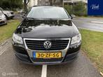Volkswagen Passat 1.6 Businessline | Navigatie | Trekhaak |, Auto's, Volkswagen, Stof, Gebruikt, 4 cilinders, 700 kg