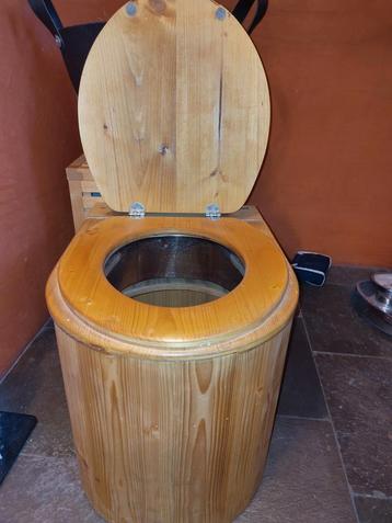 Lecopot houten droogtoilet beschikbaar voor biedingen