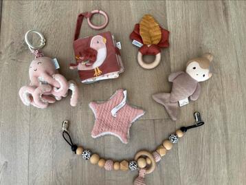 Babyspeelgoed little dutch (meisje) beschikbaar voor biedingen