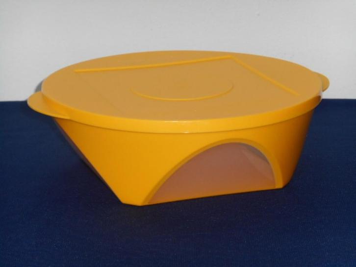 Tupperware Atlantis Kom 2,5 L. Geel, Huis en Inrichting, Keuken | Tupperware, Nieuw, Bak of Kom, Geel, Ophalen of Verzenden