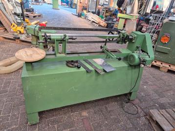 Huvema hu1000-2 draaibank met kopieerinrichting beschikbaar voor biedingen