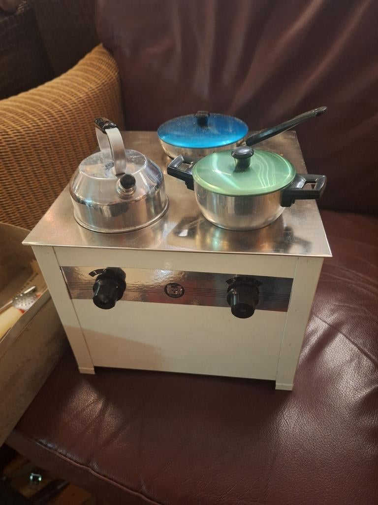 Vintage Kinderfornuis met Accessoires, Antiek en Kunst, Antiek | Speelgoed, Ophalen of Verzenden