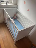 Ledikant / baby bed sundvik ikea wit incl. matras, Kinderen en Baby's, Kinderkamer | Complete kinderkamers, Ophalen, Gebruikt