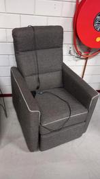 Relaxfauteuil - Elektrisch verstelbaar - Grijs, Gebruikt, 75 tot 100 cm, Ophalen of Verzenden, 75 tot 100 cm
