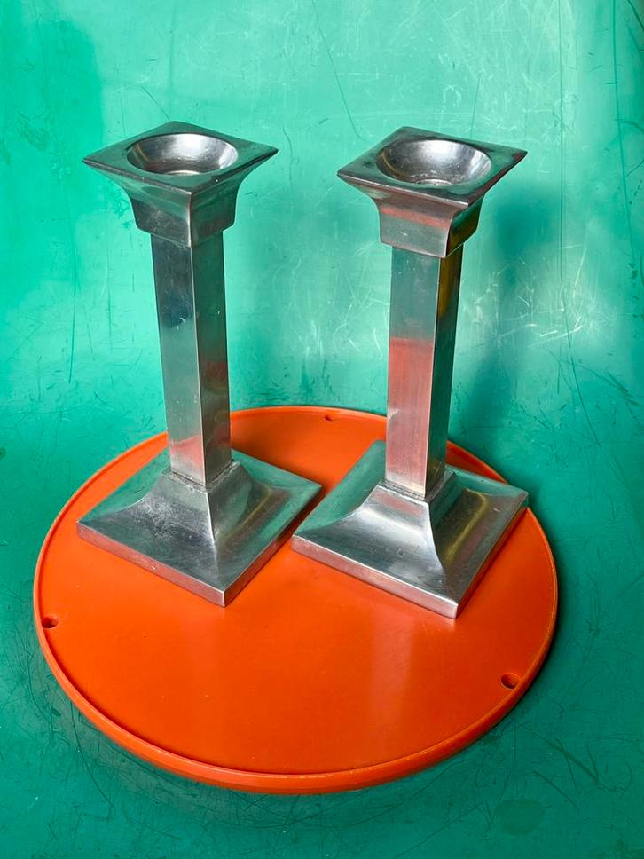 Vintage art deco kandelaren aluminium set van 2, Antiek en Kunst, Antiek | Kandelaars, Overige materialen, Ophalen of Verzenden