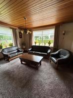 Complete zithoek - 2 banken, salontafel en fauteuil, Ophalen, Gebruikt, Hout