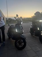 Vespa sprint 80cc E5 Zwart X forged Carbon UNIEK, Fietsen en Brommers, Scooters | Vespa, Ophalen of Verzenden, Zo goed als nieuw