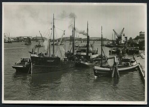 Dordrecht , aan de handelskade., Verzamelen, Ansichtkaarten | Nederland, Ongelopen, Zuid-Holland, Ophalen of Verzenden