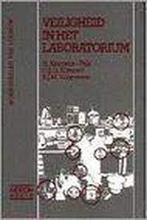 Veiligheid in het laboratorium - H Kramers-Pals, Boeken, Gelezen, Ophalen of Verzenden