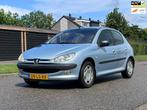 Peugeot 206 1.6-16V Gentry 5DR*Airco*09-05-2026 APK*Trekhaak, Voorwielaandrijving, Gebruikt, 4 cilinders, Origineel Nederlands