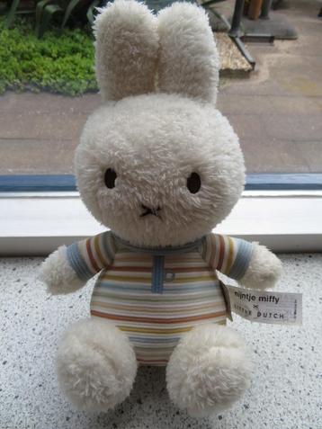 Nijntje Miffy merk Little Dutch met gestreept pakje  beschikbaar voor biedingen