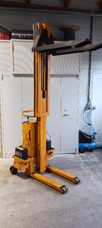 Elektrische pallet stapelaar, Doe-het-zelf en Verbouw, Palletwagens en Pompwagens, Ophalen, Gebruikt