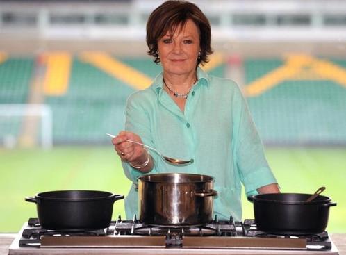 kookboek Delia Smith (7x), Boeken, Kookboeken, Zo goed als nieuw, Overige typen, Overige gebieden, Verzenden